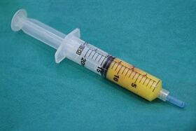 siringa con tessuto adiposo per la chirurgia dell'ingrandimento del pene