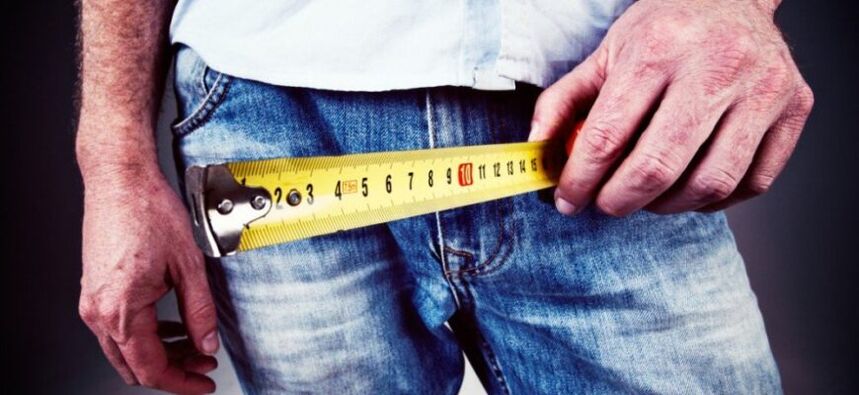 Un uomo è riuscito ad ingrandire il suo pene a casa